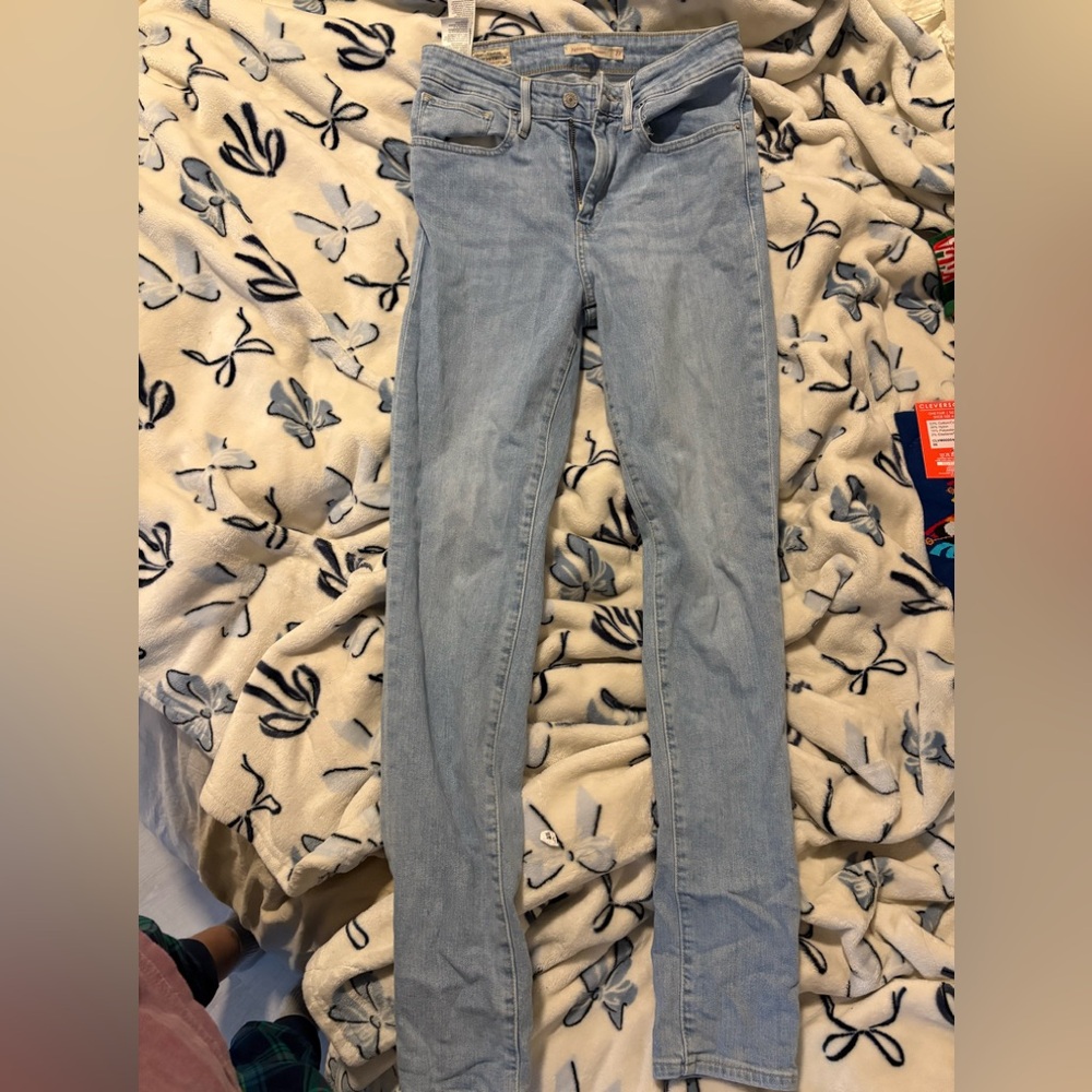 Classic Light Blue Skinny Jeans for Women